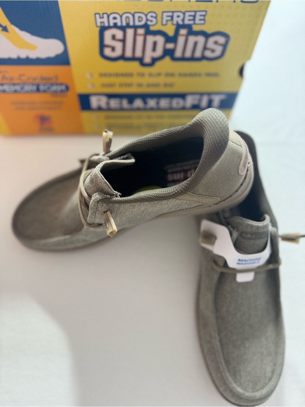Skechers Relaxed Fit Hands Free Mens Slip-In Shoes Khaki Size 11.5 Machine Wash